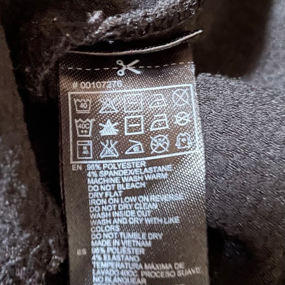 Forever 21 High Waisted Black Shorts, Small - Picture 4 of 7